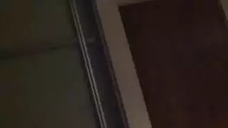 الشقراء الساخنة كارلي جيمس تتحمل فعل جنس حلق عميق مكثف