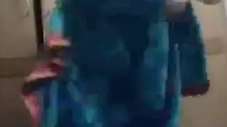 أثداء مبللة لمراهقة مصرية ذات أثداء كبيرة – حراك فردي صريح