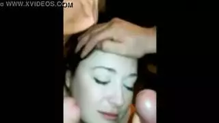 عملاء في جماع جماعي صريح