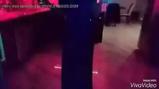 زوجتي الشهوانية تأخذ أربعة أعضاء ضخمة في علاقة جنسية جماعية خام