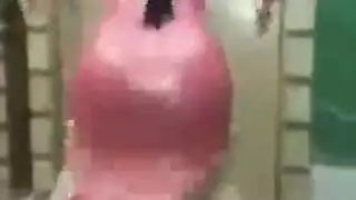 رقص علني يتحول إلى جماع جماعي – جميع الفتحات مملوءة