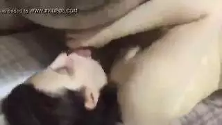 شرموطة تونسية خبيرة تحب القذف العميق في الفم