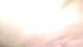 فرج العاهرة الحليبي يحصل على حفر عميق وقاسي