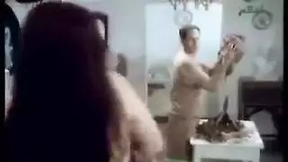 أيام فيفي عبدة الأولى: تصوير بورنو ناري مع حبيبها