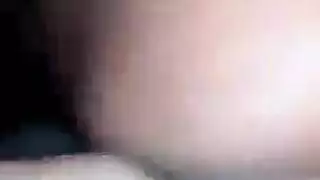 سكس عربي وحشي: تدمير فرج مطلقة بنيك شرجي خشن