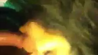 نجمة السكس الهندي كارينا كابور في مشهد جنسي ملتهب