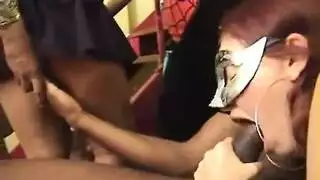 عاهرات جزائريات ممتلئات تأخذ عدة أزبار