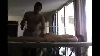 قوة نسائية كاملة رجال مستخدمون كألعاب جنسية
