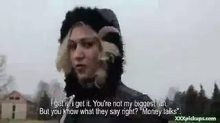 كشف فرج وثدي كارينا كابور في صور غير خاضعة للرقابة