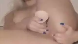 عاهرات شقراوات تمص وتبلع كل قطرة