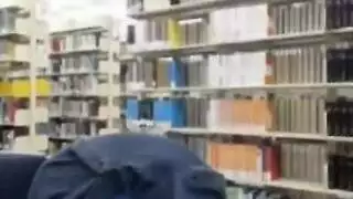 لعب بجهاز هزاز