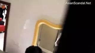 متلصص خفي يصور فتاة آسيوية متهيجة تستمني