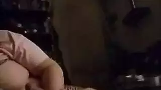علاقات جنسية سرية لزوجة محتاجة من أجل المال