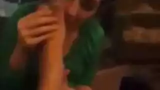 مقبل فلوس بل شارع