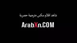 الشاب الوسيم ينيك زوجة الأستاذة الناضجة في مشهد صريح