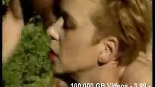 حفلات شعر العانة في الهواء الطلق مع مشاهد جامحة إكس إكس إكس