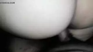 نيك عنيف في وضع الكلب يجعل مصرية تئن مثل نجمة بورن