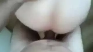 نزول لبن ابيض صقيل