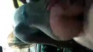 جوني ومايا خليفة