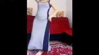 شريط جنس حصري 2019: راقصة عربية ساخنة تحصل على قذف على الوجه بعد العرض