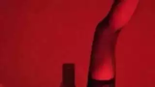 الفتاة التركية عائشة يتم تدمير فتحة شرجها