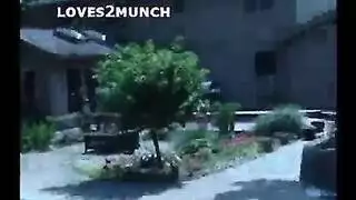 المترجم يحصل على وجه مليء بمؤخرة سارة المثيرة