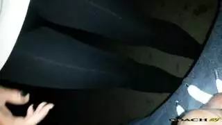 لعبة الزوجين بالتبني المحرمة: العقاب يتحول إلى أوgy صريح