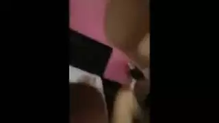 إباحية عربية ساخنة: جماع ثنائي و مص للحلمات