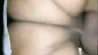 شاب خليجي يعطي عاهرة جلسة إباحية مدمرة للفرغ