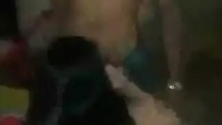 فانتازيا غانغبانغ متطرفة: تمديد طيزها وكسها بزبار كبيرة