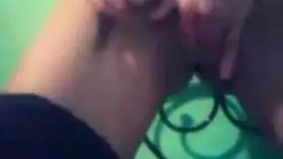 الاب واللم يعلمو البنت النيك
