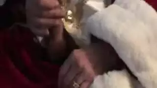 جلسة استمناء سانتا الإباحية: لا مهبل، فقط قضيب صلب لينزل