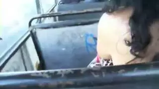 مواصلات عامة إكس إكس إكس: فرك قضيبي وملامسة فرج فتاة